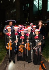 XRonnie and Karen Lott All Stars Helping Kids Holiday Event (2022)