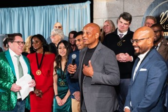 XRonnie and Karen Lott All Stars Helping Kids Holiday Event (2022)