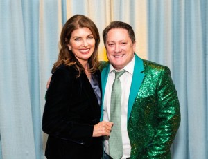 XRonnie and Karen Lott All Stars Helping Kids Holiday Event (2022)