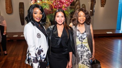 Bouquets to Art 40th Anniversary