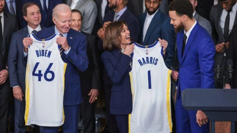 Biden welcomes the Golden State Warriors back to the White House