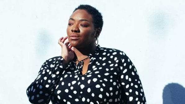 11 Hairstyles That Make You Look Younger