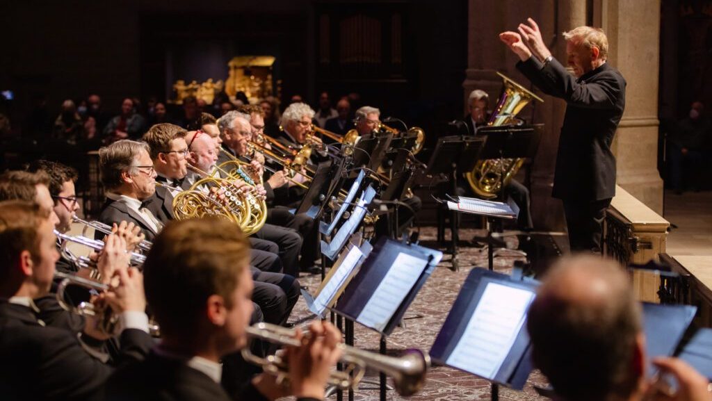 A Brass and Organ Christmas