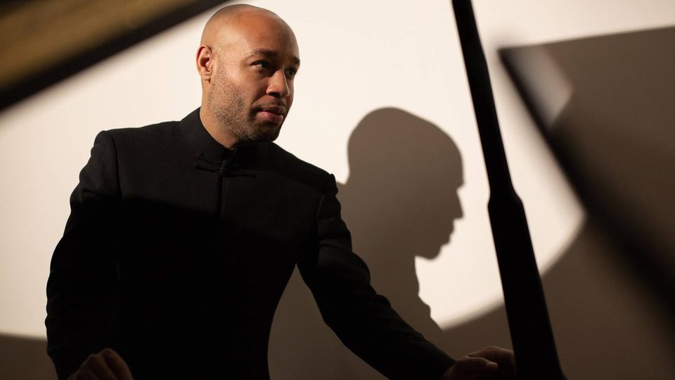 Aaron Diehl Trio