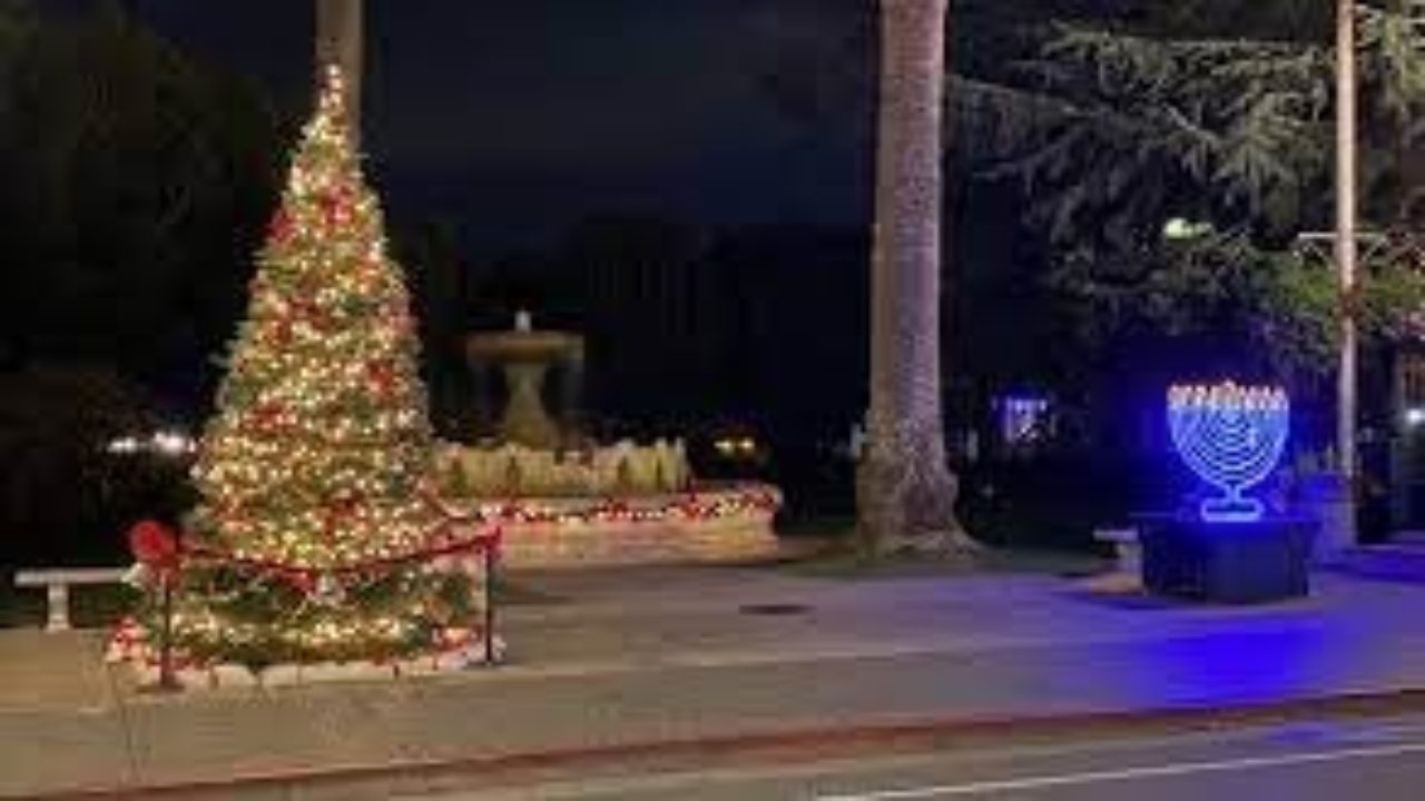 Sausalito Holiday Tree Lighting, Music and Santa’s Arrival