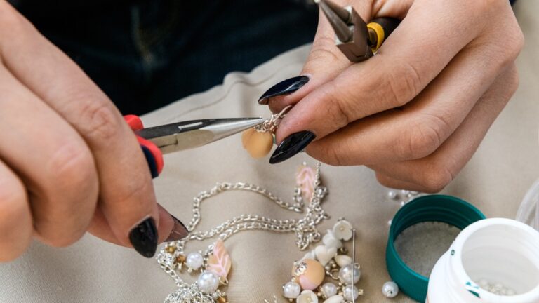 Jewelry Making Workshop