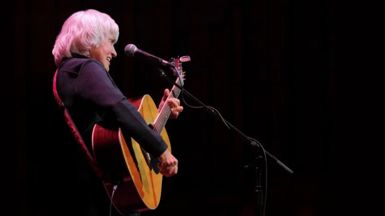 Cris Williamson – Full Circle