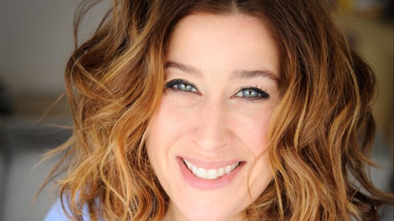 The Joyful Body: Stress-Release & Feel-Better Tools for Every Age with Rachel Fleischman, LCSW, REAT