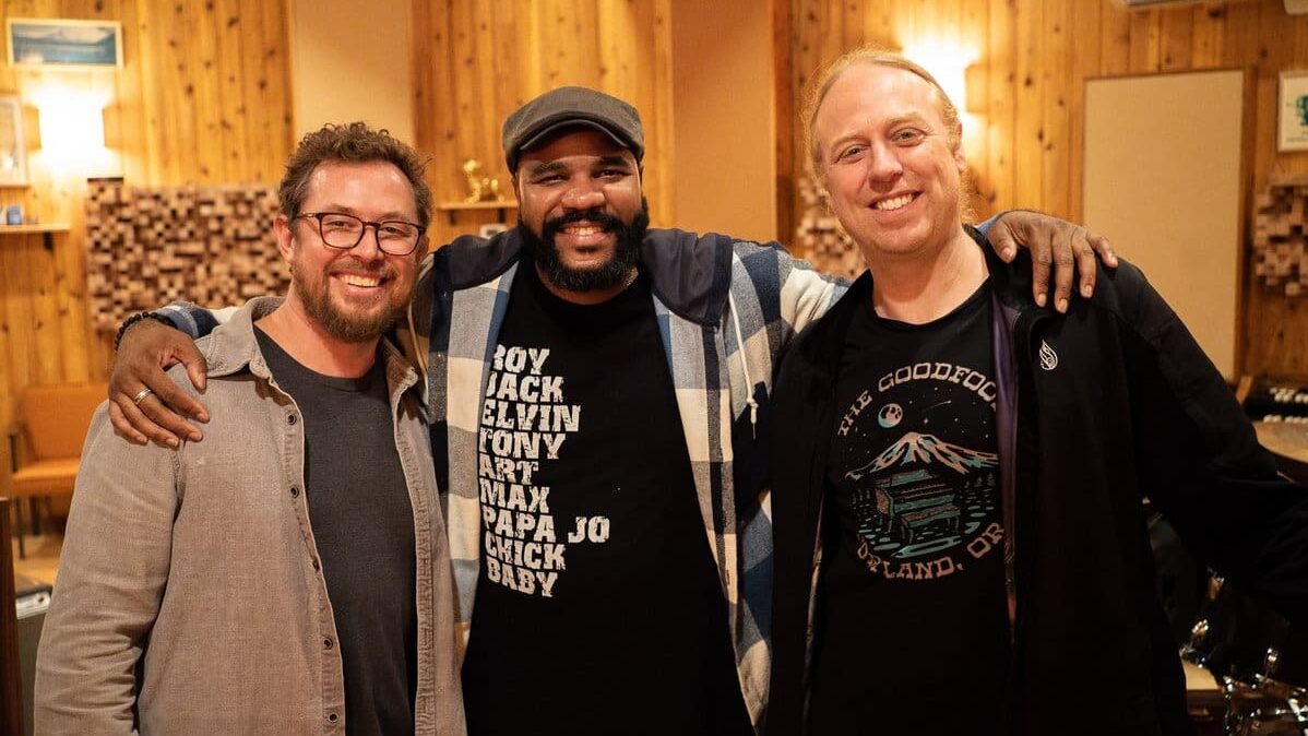 Patterns Fly: Andy Coe + D'Vonne Lewis + Galen Clark