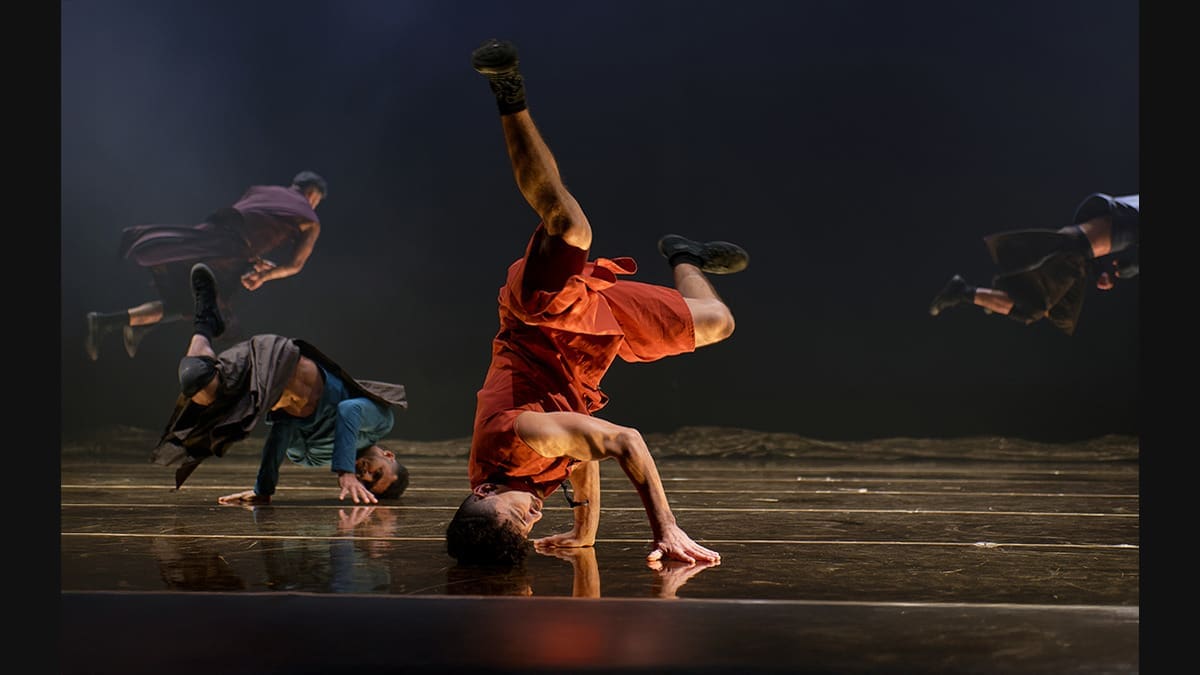 Compagnie Hervé Koubi: Sol Invictus