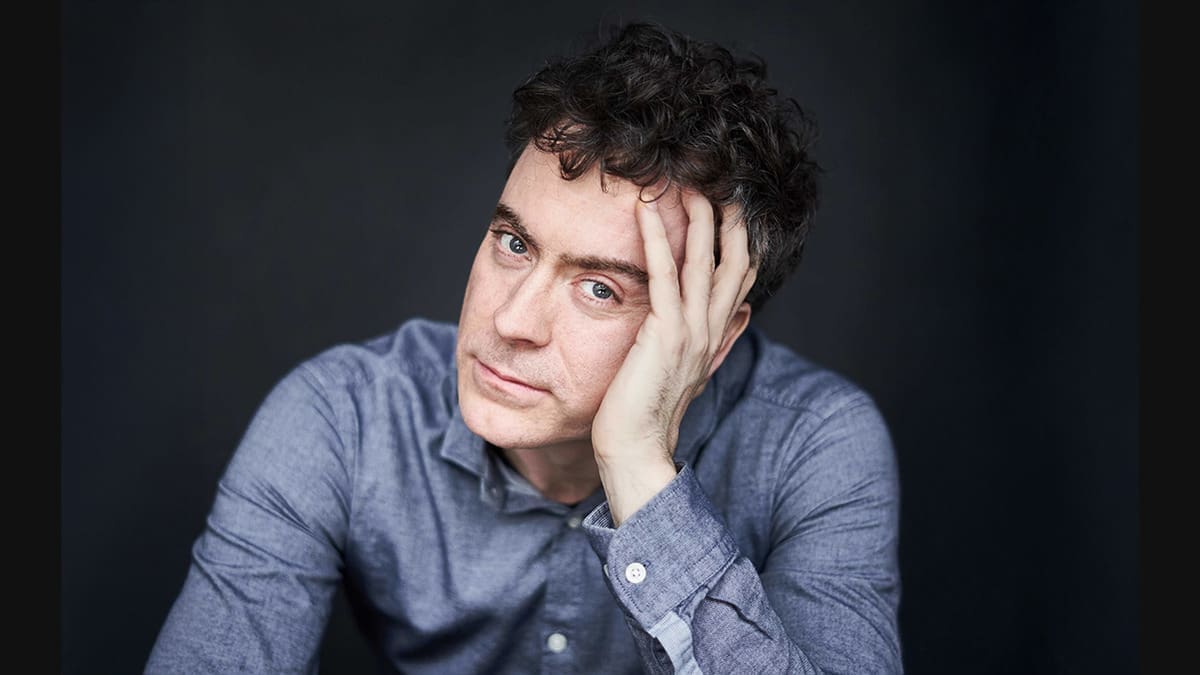 Paul Lewis, piano