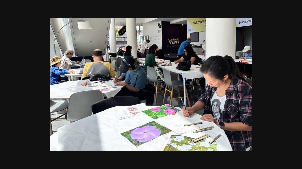 Free Art Workshop: 3D Paper Flowers