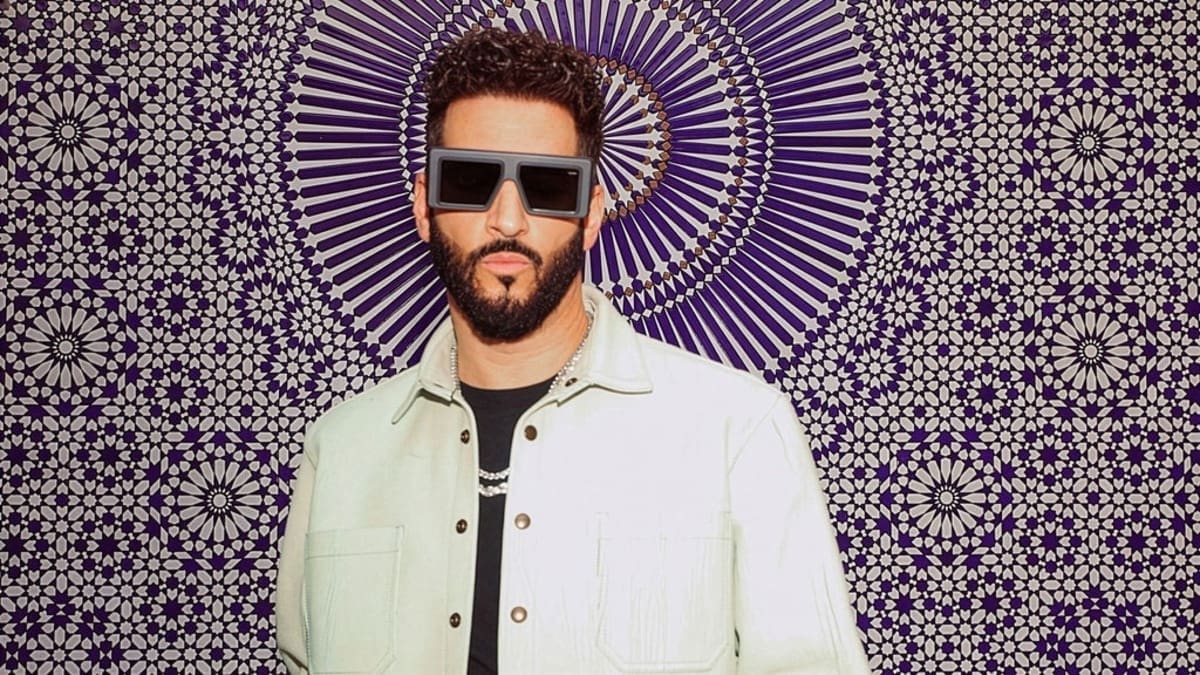 Jon B.