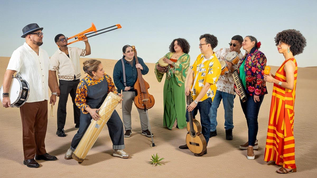 BULULÚ ensemble