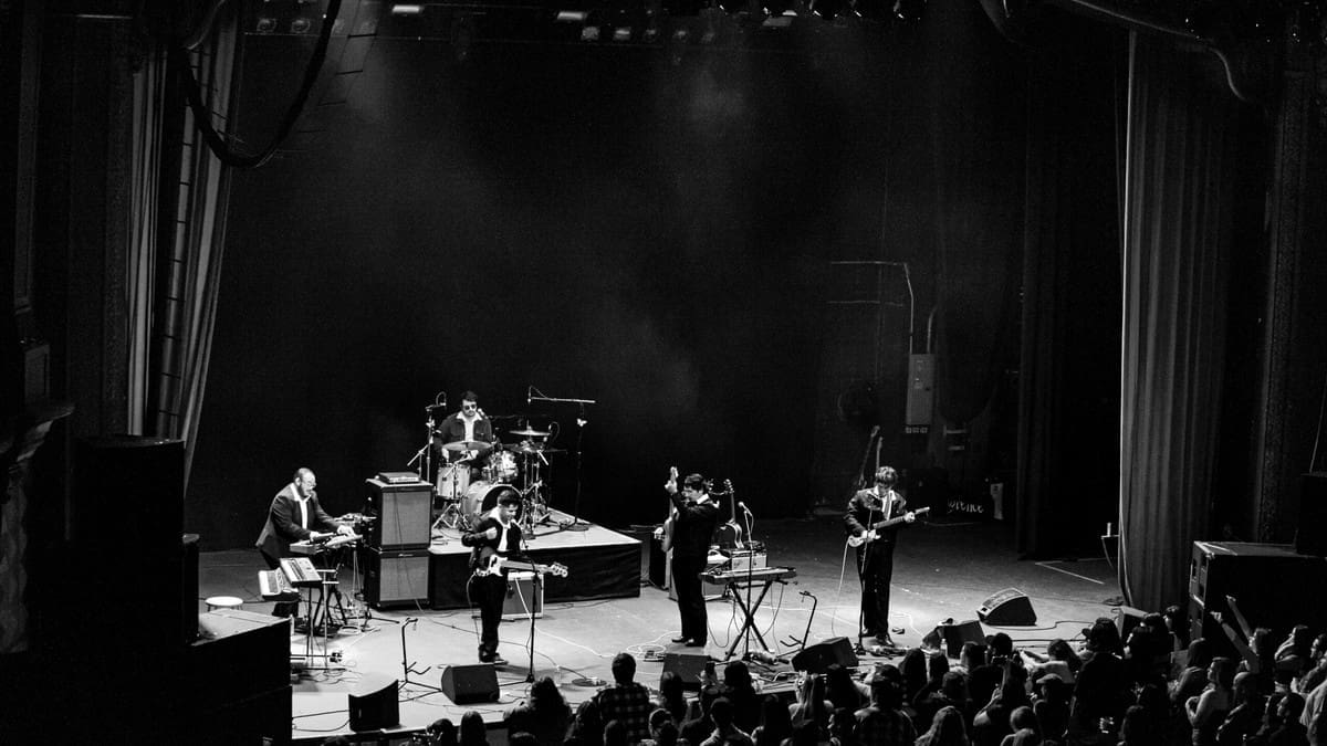 Los Tranquilos performing onstage