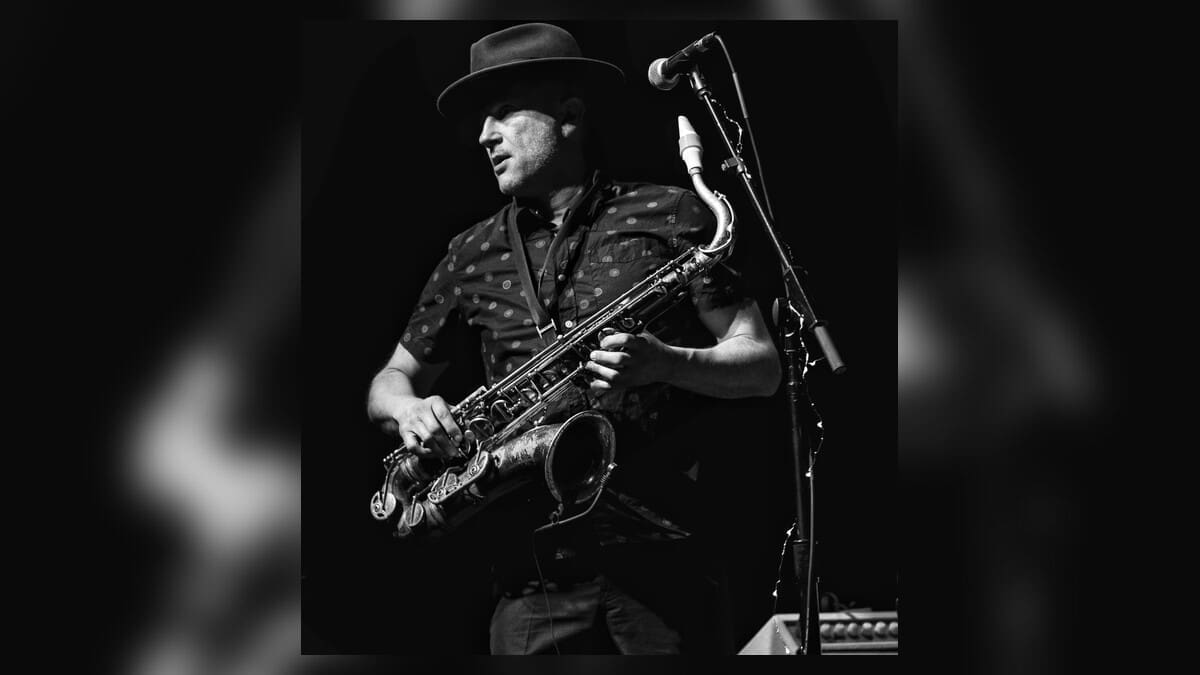Cyril Guiraud performing on saxophone