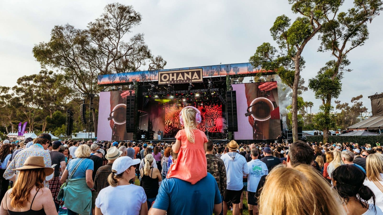 Crowd watches the main stage at Ohana Festival in Dana Point