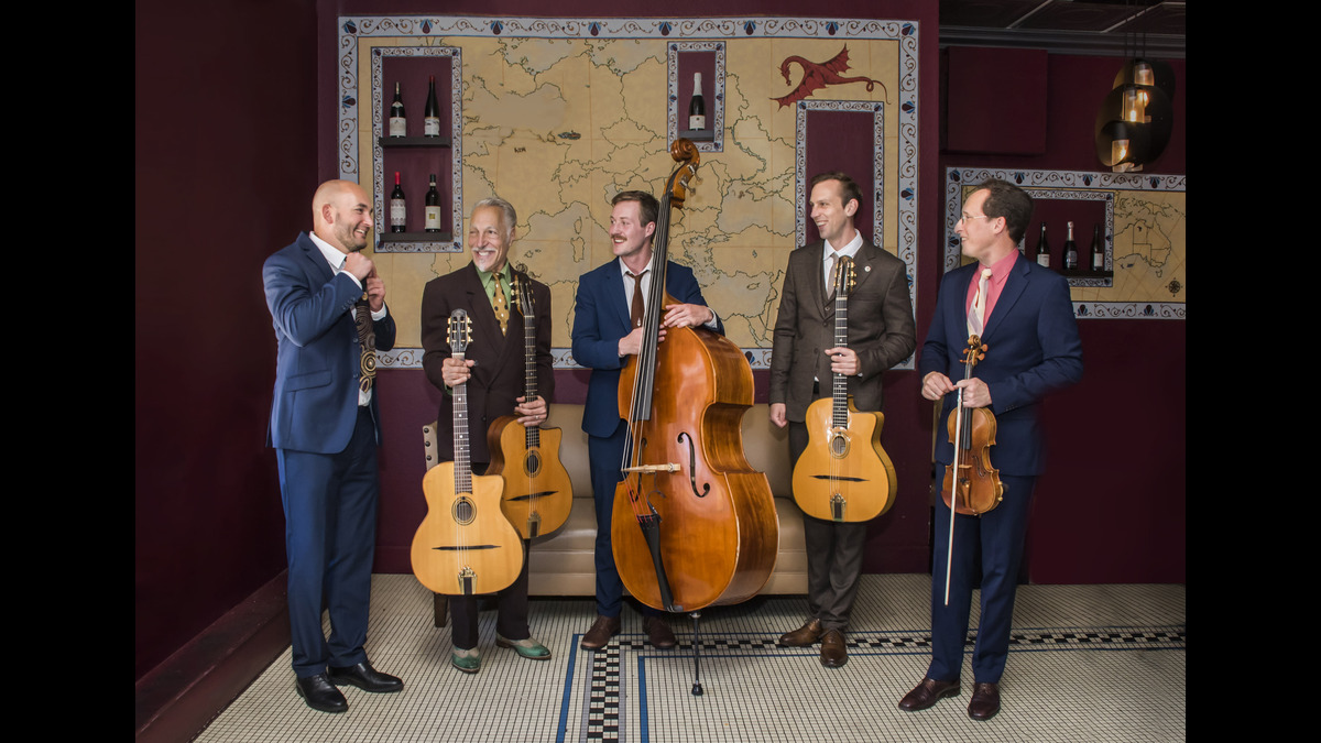 The Hot Club of San Francisco: Hot Club Cool Yule